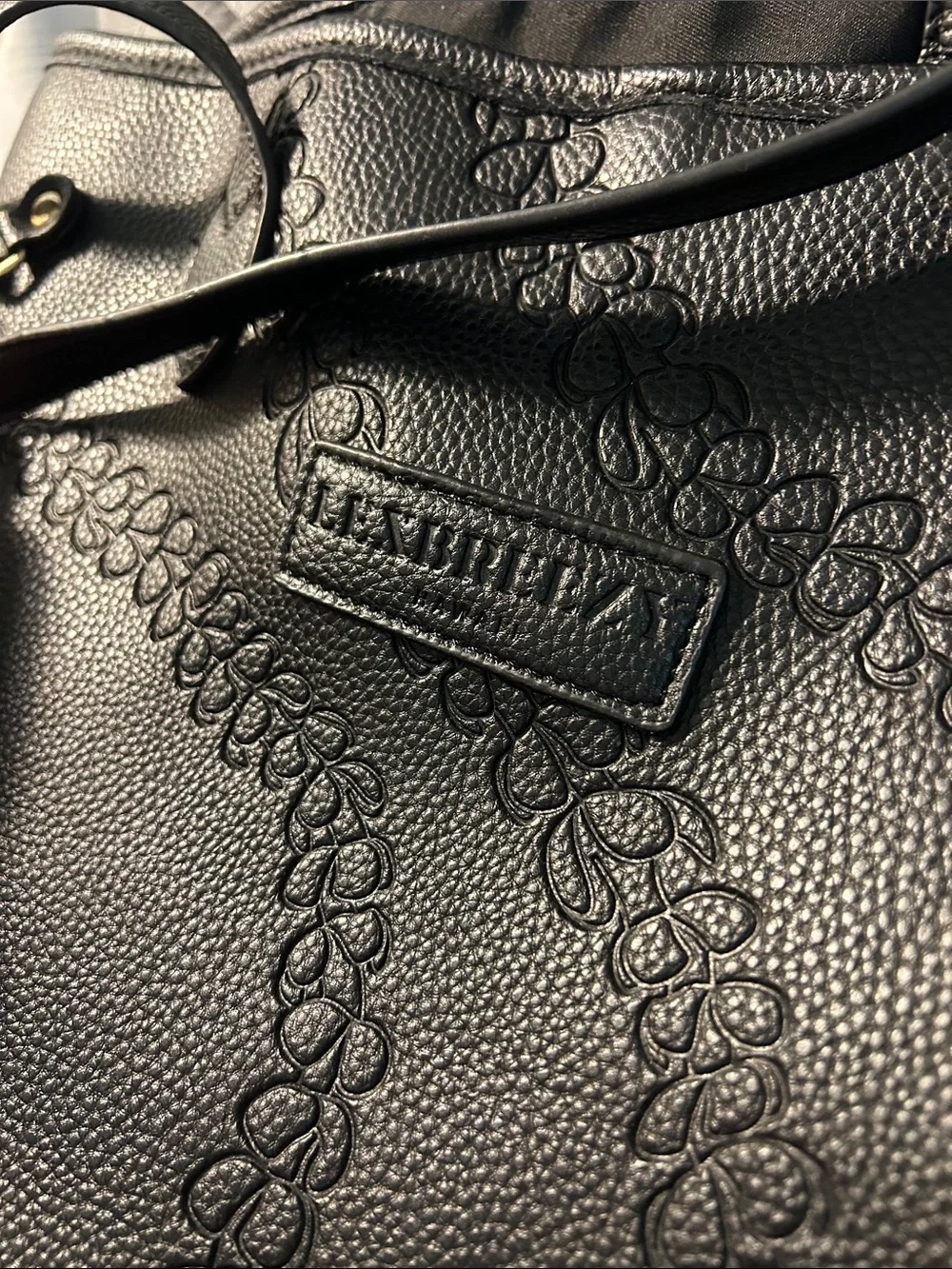 Black Embossed Leather Tote Bag - Puakinikini lei, Lexbreezy